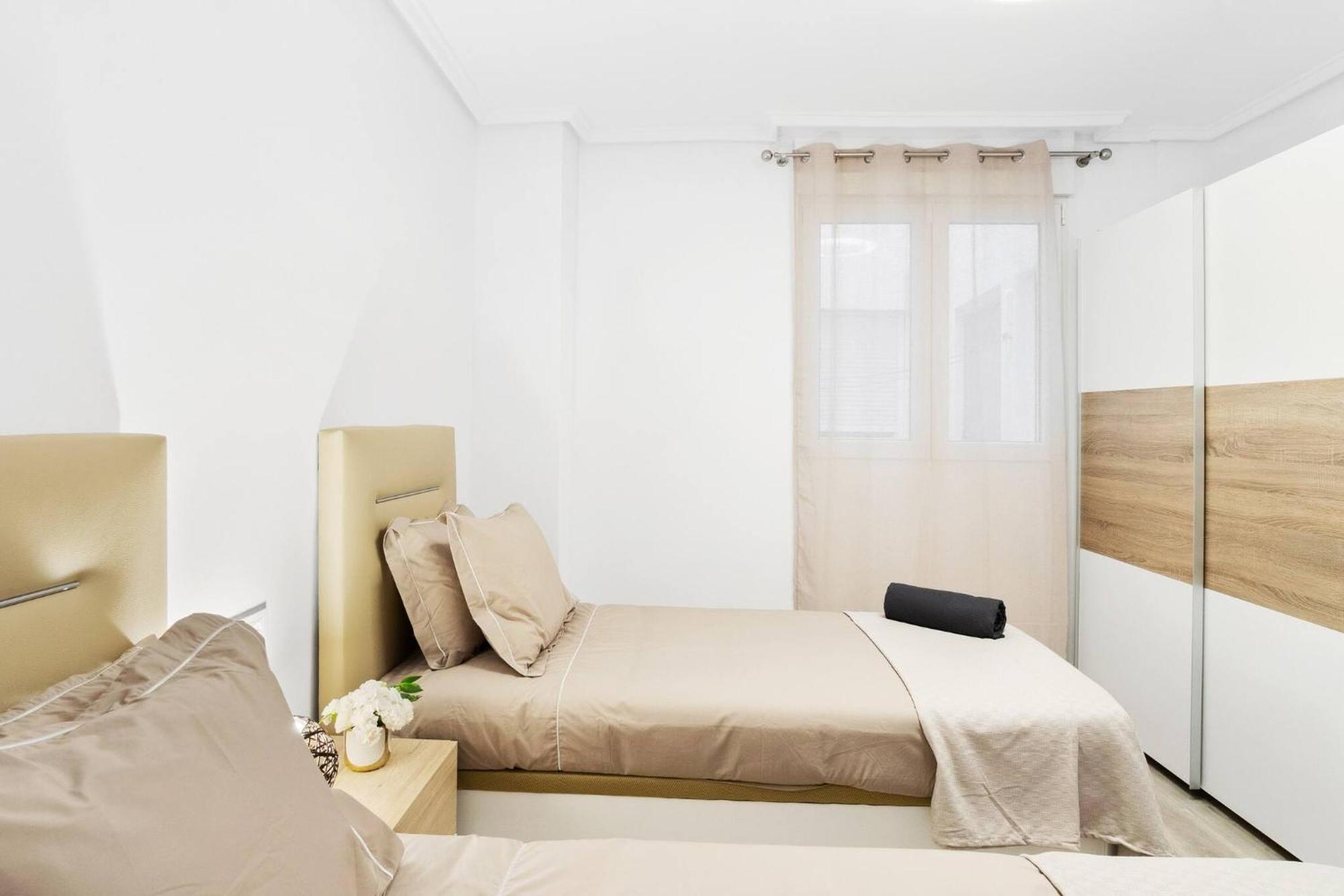 Noche By The Sea Apartman Torrevieja Kültér fotó